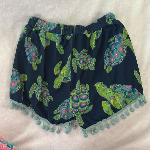 Simply Southern 3 pairs Pom Pom Shorts YL - Picture 3 of 8